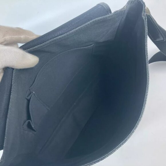 LOUIS VUITTON N41272 Damier Graphite Distrix MM Messenger Crossbody Shoulder Bag - Picture 9 of 13